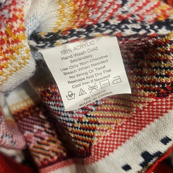 HOLIDAY SWEATER - Picture 8 of 9